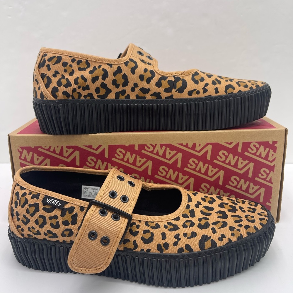 Vans WMNS Mary Jane Creeper
Grunge Core Leopard Platform Sneakers 
VN000D07LPR